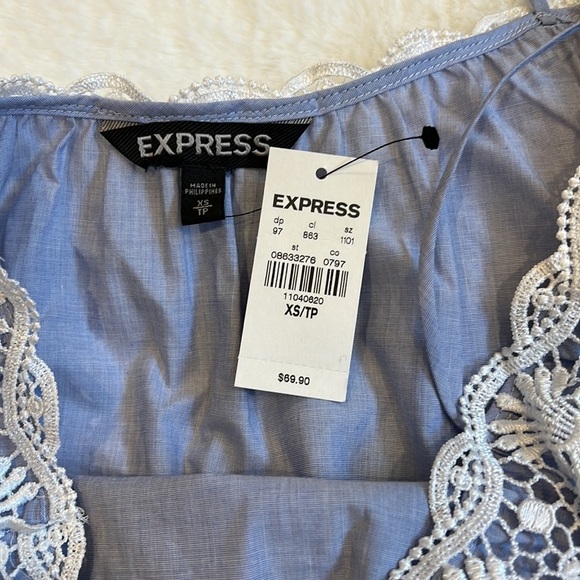 Express spaghetti strap lace top - Picture 5 of 9